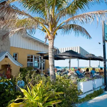 Anna Maria Island 1303 #2 Villa